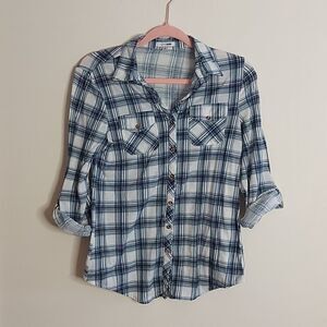 Fashion Nova plaid shirt sz. S